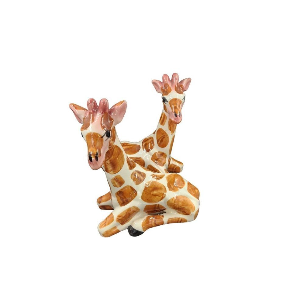Giraffe African Animal Decor, set of 2 Figurine Ceramic Home Decor Accents, Cent